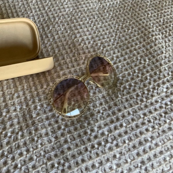 Gold rimmed sunglasses main image 4